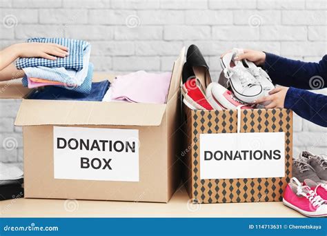 volunteer shoe boxes near me